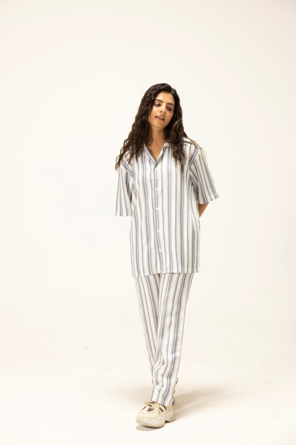 Sapphire Linear Lounge Top Girls